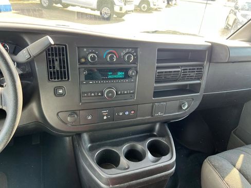 Used 2022 Chevrolet Express 2500 w/ Driver Convenience Package RWD image 12