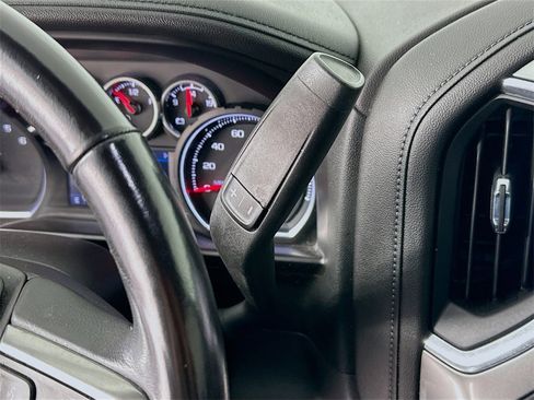 Used 2020 Chevrolet Silverado 1500 LTZ w/ LTZ Premium Package image 17