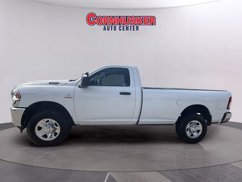 Used 2024 RAM 3500 Tradesman w/ Chrome Appearance Group AWD/4WD image 8