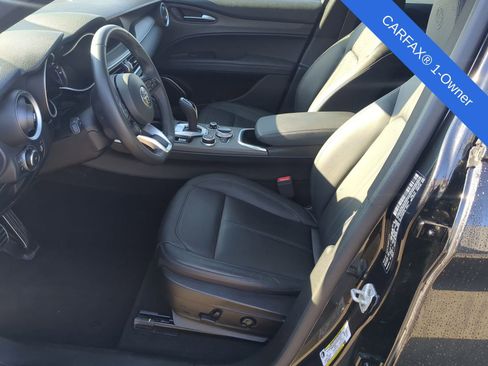 Used 2023 Alfa Romeo Stelvio Ti image 20