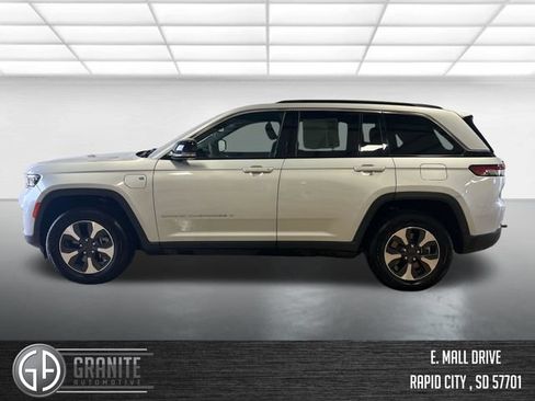 Used 2024 Jeep Grand Cherokee Limited 4xe AWD/4WD image 2