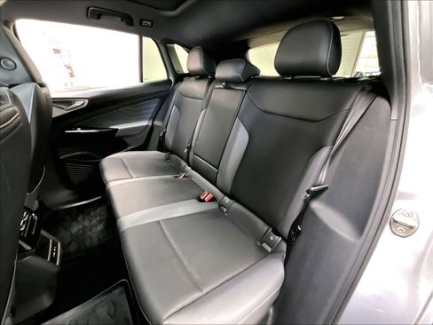 Used 2023 Volkswagen ID.4 Pro S image 29