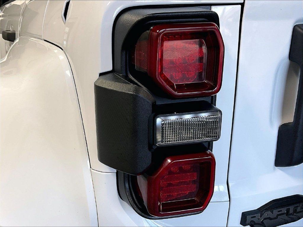 Used 2024 Ford Bronco Raptor AWD/4WD image 34