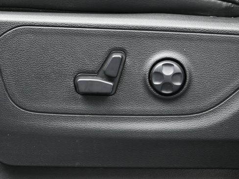 Used 2020 RAM 1500 Rebel w/ Rebel Level 2 Equipment Group AWD/4WD image 10