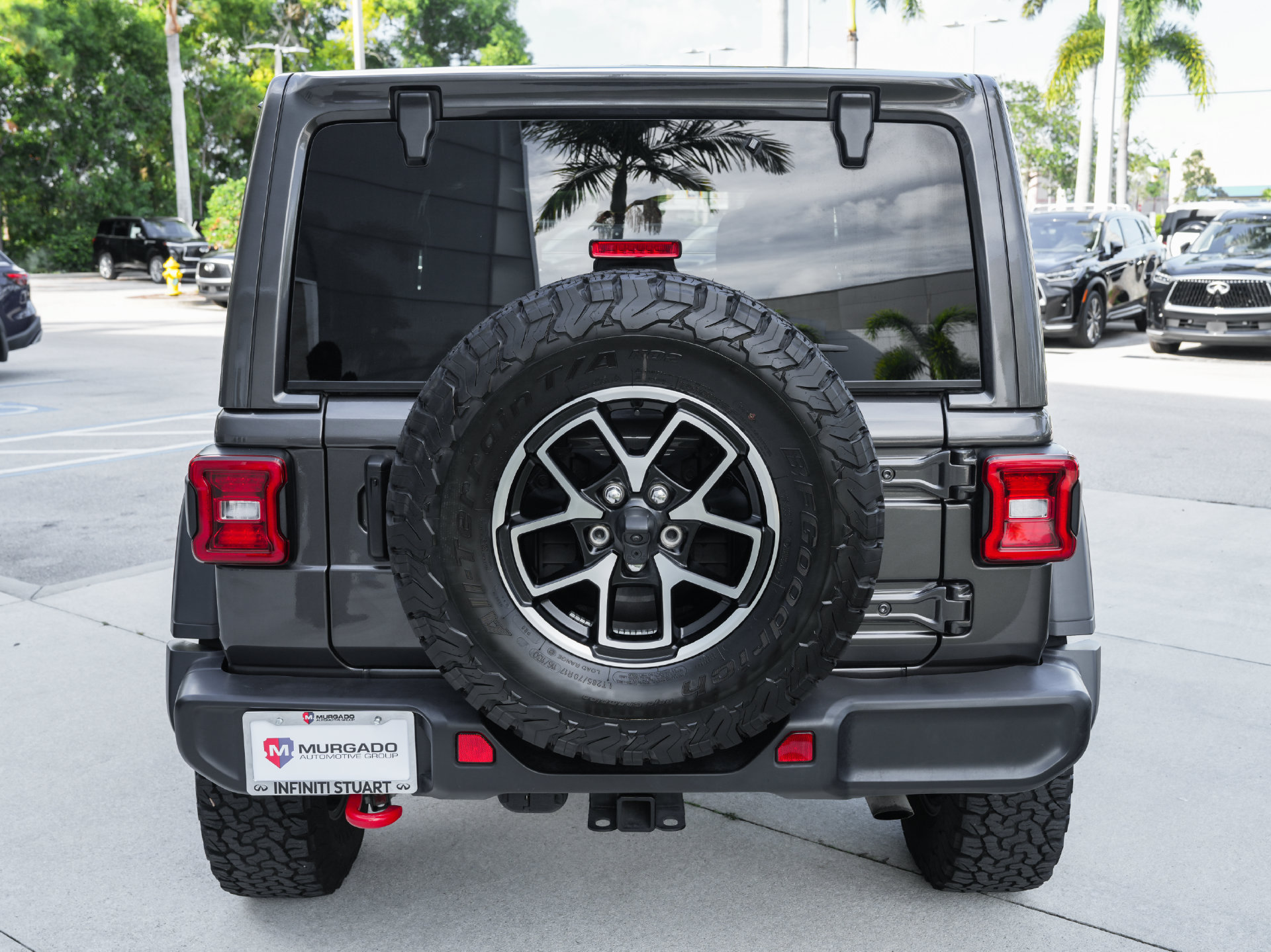 Used 2025 Jeep Wrangler Unlimited Rubicon AWD/4WD image 26