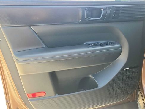 Used 2025 Hyundai Santa Fe Calligraphy FWD image 21