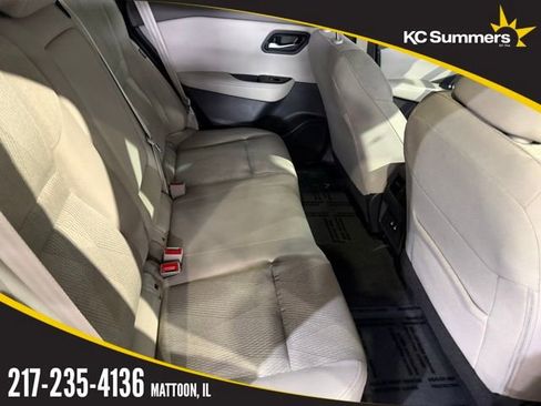 Certified 2025 Nissan Rogue SV image 32