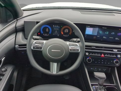 Certified 2025 Hyundai Santa Cruz SEL FWD image 23