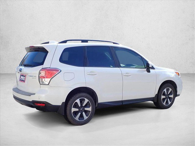 Used 2017 Subaru Forester 2.5i Premium AWD/4WD image 9