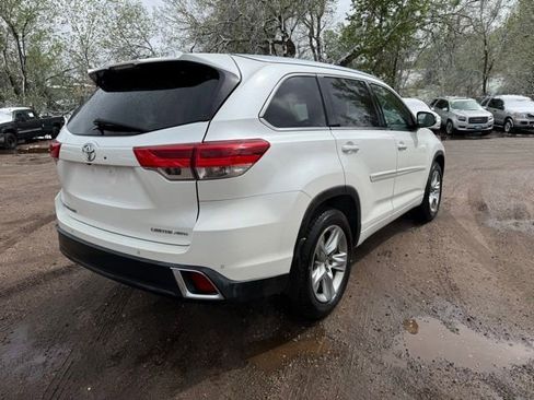 Used 2017 Toyota Highlander Limited image 5