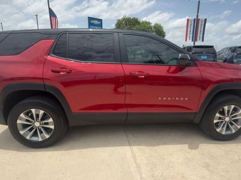 Certified 2026 Chevrolet Equinox LT w/ Safety and Technology Package FWD image 9