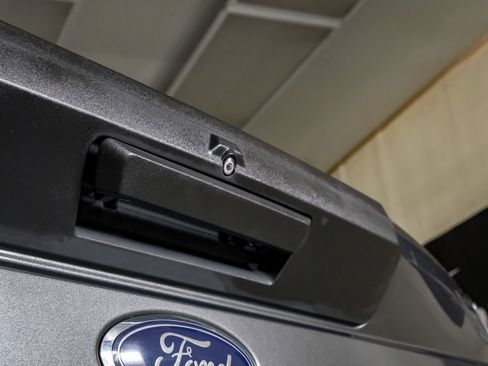 Used 2020 Ford F250 XLT image 44