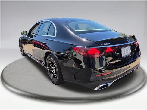 Used 2025 Mercedes-Benz E 350 Sedan w/ Winter Package image 10