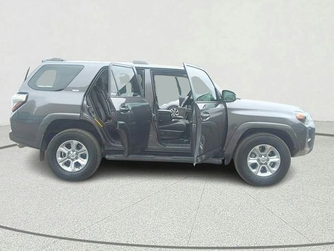 Used 2022 Toyota 4Runner SR5 RWD image 14