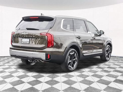 Used 2024 Kia Telluride S w/ S Sunroof Package AWD/4WD image 13