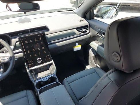 New 2027 GMC Terrain AT4 AWD/4WD image 7