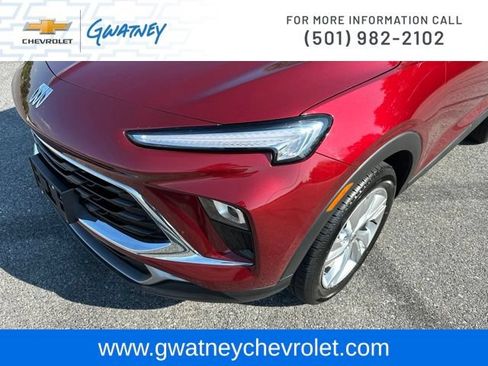 Used 2025 Buick Encore GX Preferred w/ Comfort Package FWD image 14