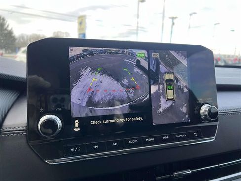 Used 2022 Mitsubishi Outlander SE image 19