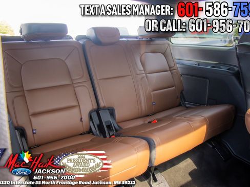 Used 2024 Lincoln Navigator Reserve AWD/4WD image 17
