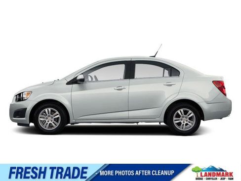Used 2012 Chevrolet Sonic LT FWD image 1