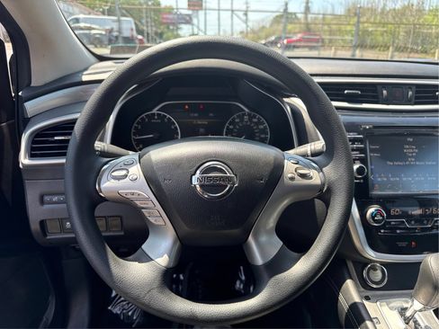 Used 2016 Nissan Murano S w/ Navigation Package AWD/4WD image 16