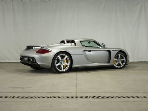 Used 2005 Porsche Carrera GT image 7