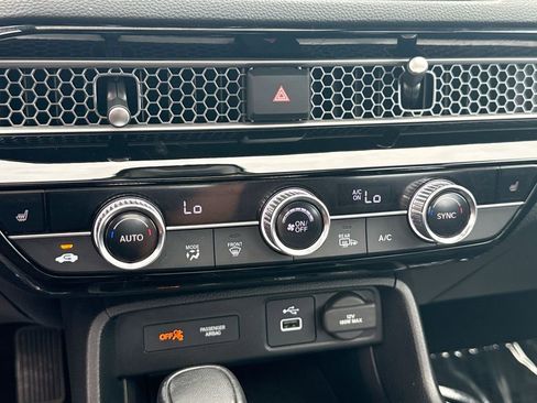 Used 2023 Honda Civic EX-L image 17