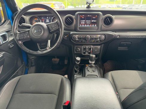 Used 2021 Jeep Wrangler Unlimited Sport AWD/4WD image 15