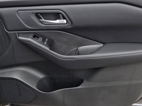 New 2026 Nissan Rogue SV AWD/4WD image 8