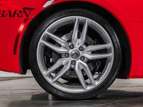 Used 2019 Chevrolet Corvette Stingray Convertible Z51 2LT image 25