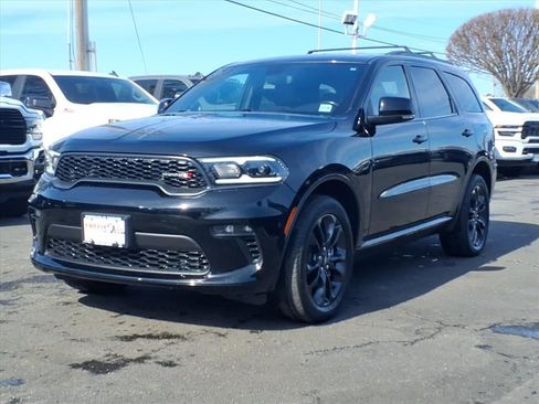 Used 2021 Dodge Durango GT image 3