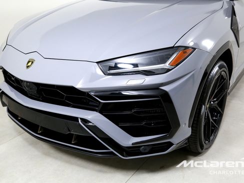 Used 2019 Lamborghini Urus image 35