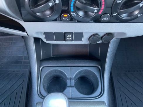 Used 2013 Toyota Tacoma PreRunner w/ SR5 Pkg image 24