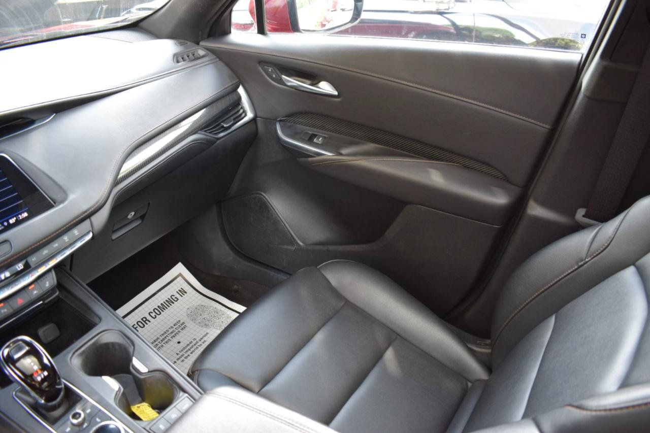 Used 2023 Cadillac XT4 Sport w/ LPO, Onyx Lite Package AWD/4WD image 19