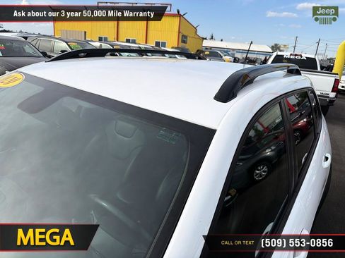Used 2020 Jeep Cherokee Latitude w/ Quick Order Package 26F North AWD/4WD image 15