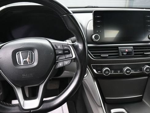 Used 2019 Honda Accord Touring image 29