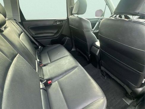 Used 2014 Subaru Forester 2.5i Limited w/ Popular Package #2 image 9