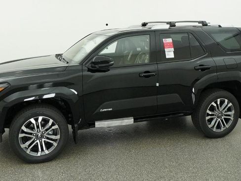 New 2026 Toyota 4Runner Limited AWD/4WD image 5
