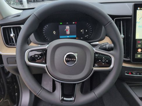 New 2026 Volvo XC60 B5 Ultra w/ Protection Package Premier image 16