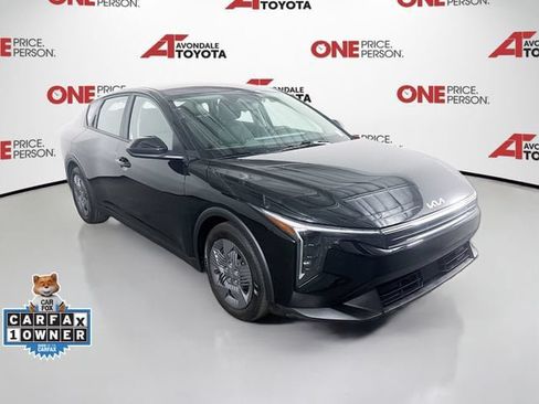 Used 2025 Kia K4 FWD image 1