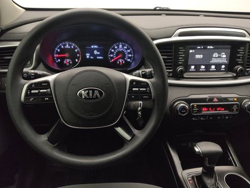 Used 2019 Kia Sorento AWD V6 image 22
