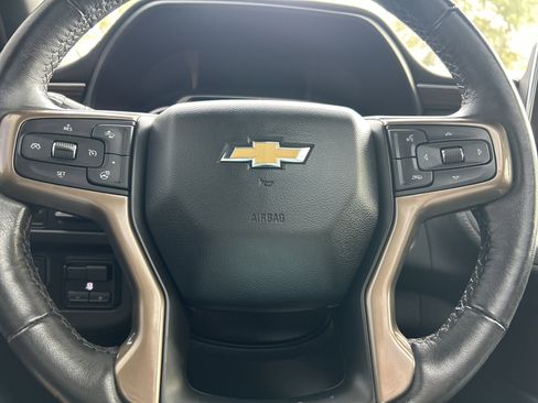 Used 2021 Chevrolet Suburban High Country image 23