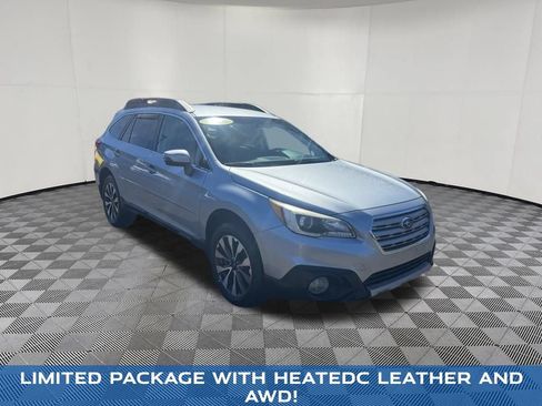 Used 2016 Subaru Outback 2.5i Limited AWD/4WD image 3