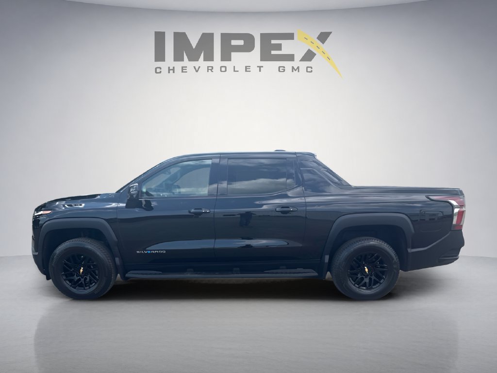 Used 2025 Chevrolet Silverado EV LT AWD/4WD image 2