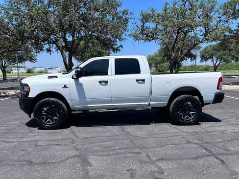 Used 2024 RAM 2500 Tradesman AWD/4WD image 3