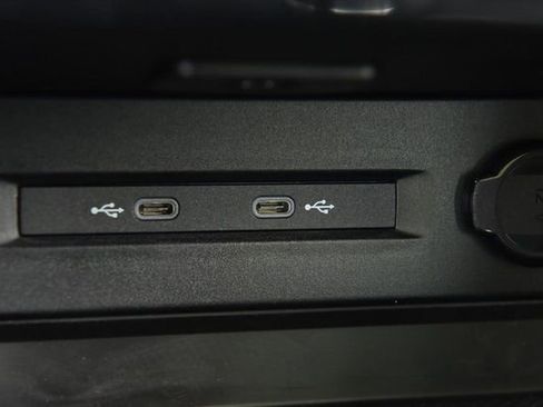 New 2026 Volkswagen Taos SE image 15