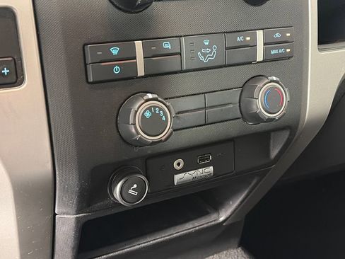 Used 2012 Ford F150 XLT w/ XLT Chrome Pkg image 20