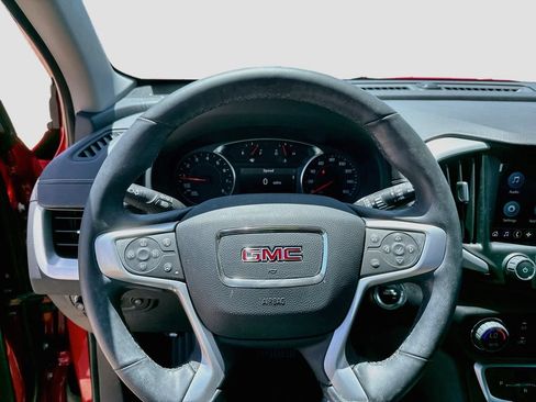Used 2023 GMC Terrain SLT FWD image 13