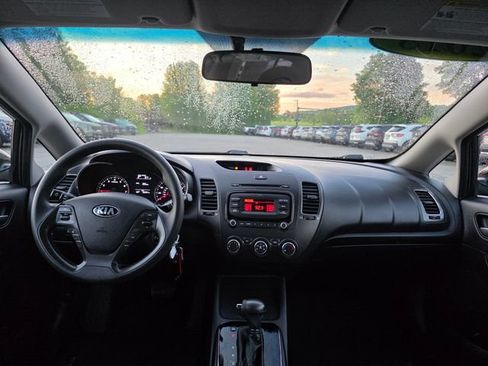 Used 2018 Kia Forte LX FWD image 18
