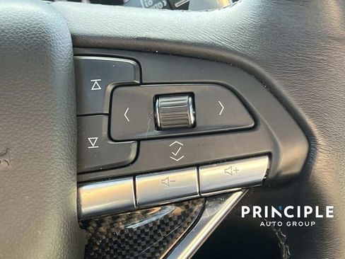 Used 2023 Cadillac XT6 Sport w/ Technology Package AWD/4WD image 24